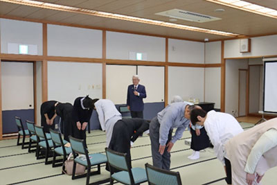 礼法「お辞儀（立礼）の仕方」